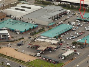 447 m² Retail Space in Epping