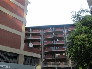 1 Bed Townhouse in Braamfontein Werf
