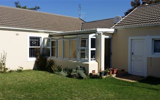 3 Bedroom House in Bizweni