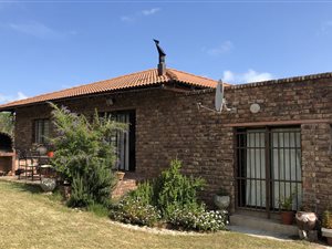 4 Bed House in Zeegezicht