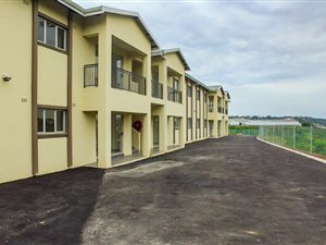 3 Bed Apartment in Greenwood Park