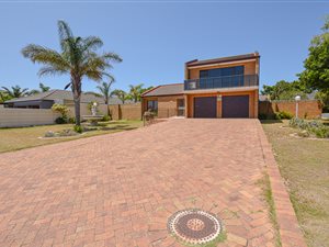 4 Bed House in Welgelegen