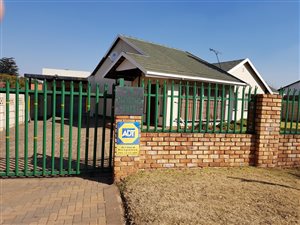 3 Bed House in Van Dyk Park