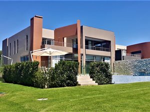 6 Bed House in Vanderbijlpark Central