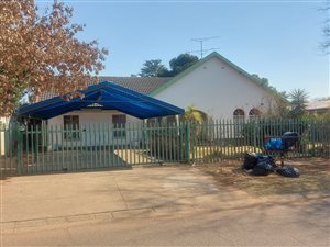 18 Bed House in Vanderbijlpark SE7