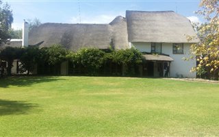 1000 m² Commercial space in North Riding AH