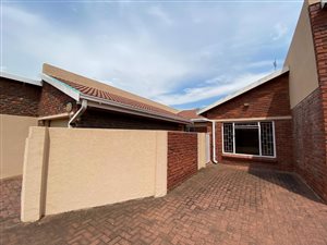 2 Bed Apartment in Hutten Heights