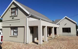 445 m² Commercial space in Walmer