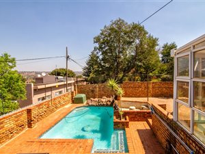 4 Bed House in Wilro Park