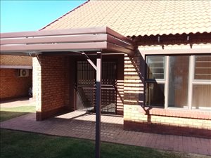 2 Bed House in Willow Park Manor