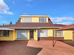 4 Bed House in Bosmont