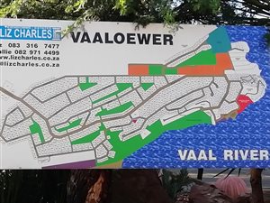 702 m² Land available in Vaaloewer