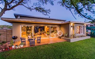 5 Bedroom House in Palm Lakes Estate