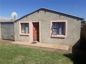 2 Bedroom House in Moroka