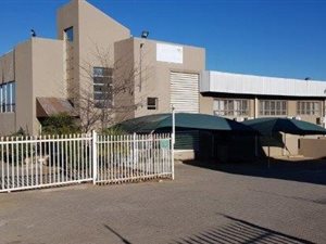 1250 m² Industrial space in Halfway House