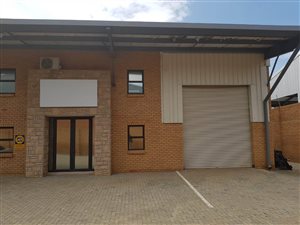 355 m² Industrial space in Willow Park Manor