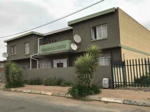 2 Bed House in Homelake