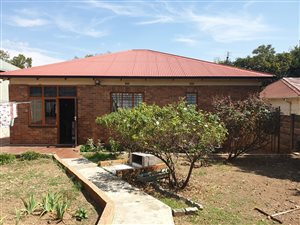 2 Bed House in Rosettenville