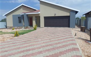 3 Bedroom Townhouse in Bendor