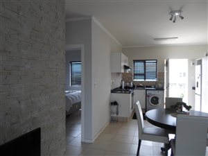2 Bed Apartment in Manor Estates