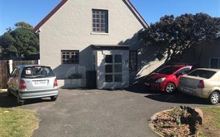5 Bedroom House in Sunnydale