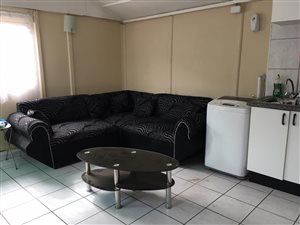 1 Bedroom Garden Cottage in Groeneweide
