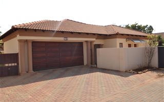 3 Bedroom House in Zambezi Country Estate