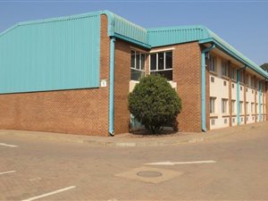 1076 m² Industrial space in Wychwood