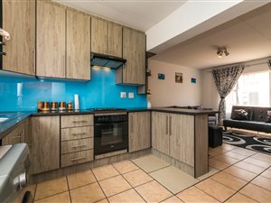 2 Bed Apartment in Fairland
