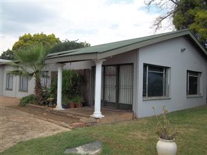 4 Bed House in East Lynne