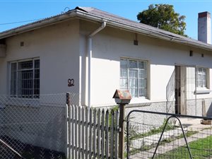 3 Bed House in George South