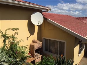 4 Bed House in Montclair