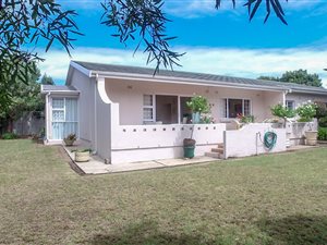 3 Bed House in Lower Robberg