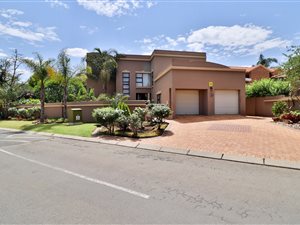4 Bed House in Blue Gill