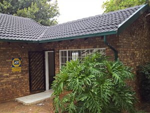 2 Bed House in Heuweloord