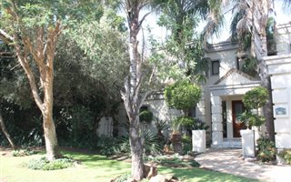 4 Bedroom House in Dainfern