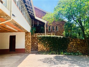 5 Bed House in Lynnwood
