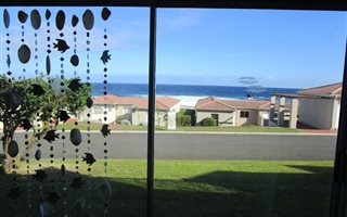 3 Bedroom Apartment in Hermanus Beach Club