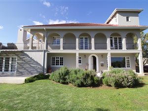 5 Bed House in La Sandra