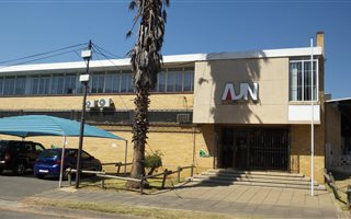 1500 m² Commercial space in Robertsham