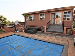 4 Bed House in Sunningdale