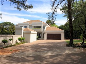 4 Bed House in Country Lane Estate