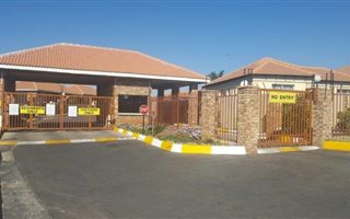 2 Bedroom Apartment in Kempton Park Central