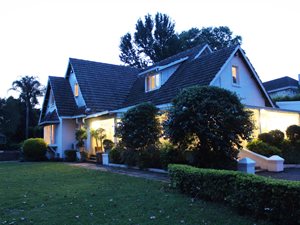 6 Bed House in Wembley