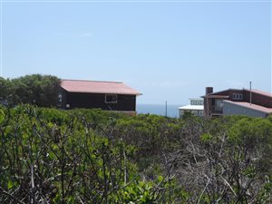 781 m² Land available in Boggomsbaai