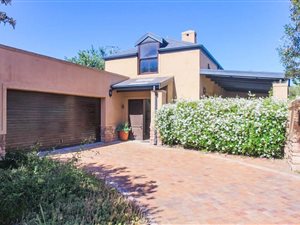 3 Bed House in Atlantic Beach Golf Estate