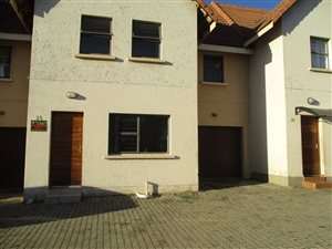 3 Bed Townhouse in Lydenburg
