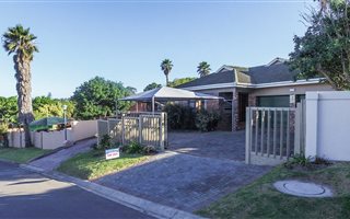 3 Bedroom House in Gonubie