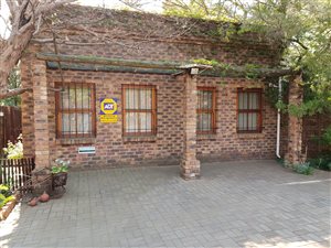 3 Bed House in Zwartkop Golf Estate