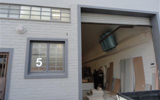 240 m² Commercial space in Kensington